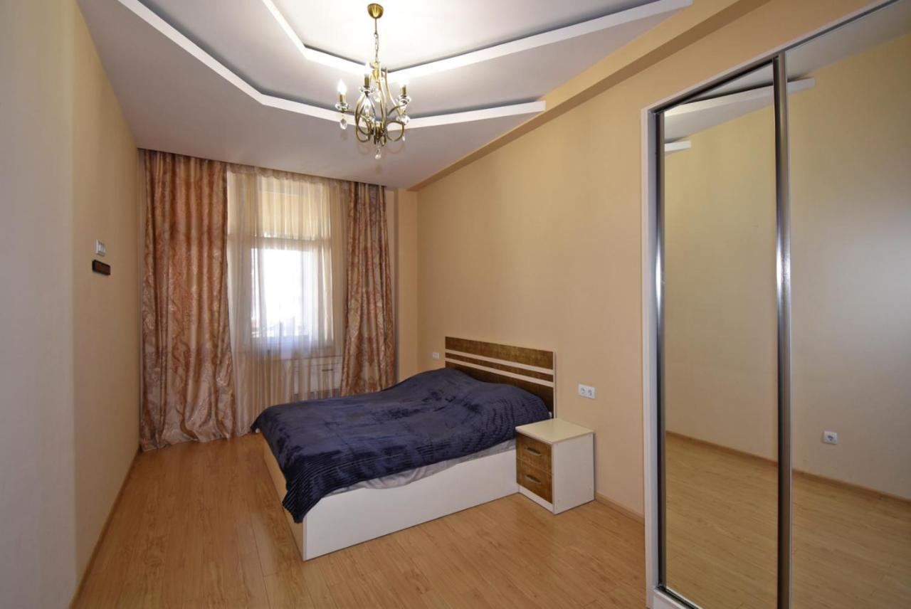 Northern Avenue, 2 Bedrooms Luxury Apartment Hh882 Yerevan Exterior photo